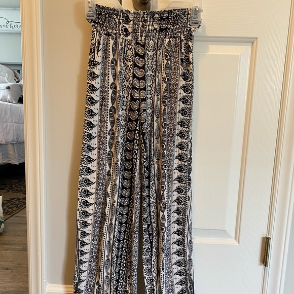 Pants - Picture 2 of 3